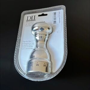 Pepper Mill Shaped Silver 60 Minute Kitchen Timer NWT